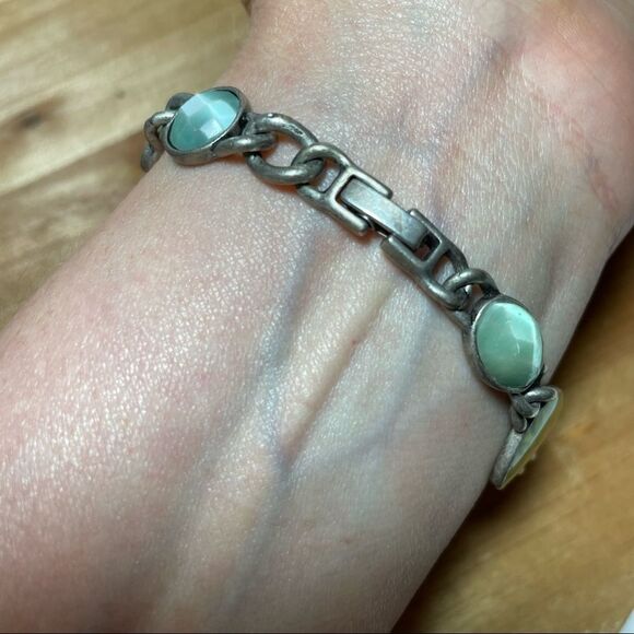 Pewter and green enamel bracelet - Picture 2 of 12